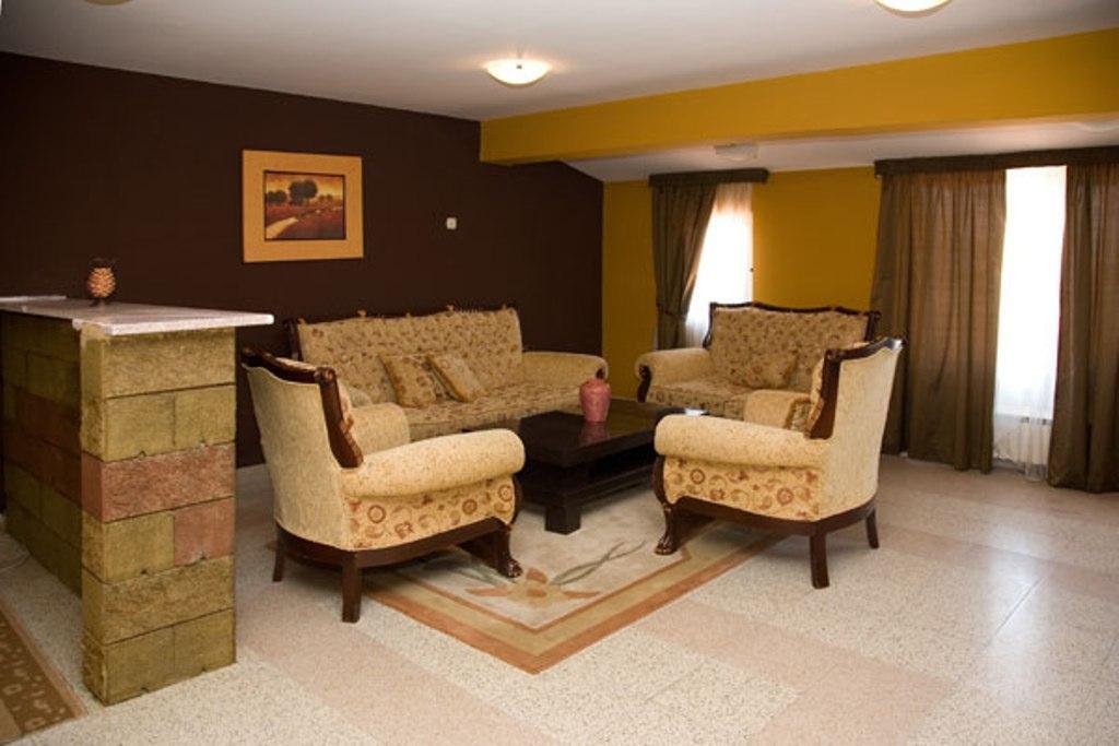 Uni Palas Kavadarci Interior foto